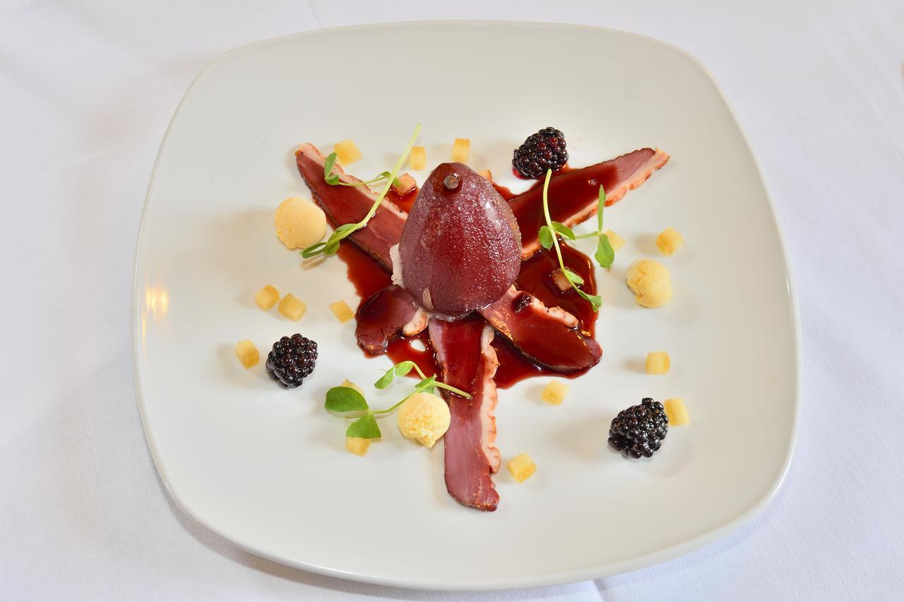 The Roundabout Hotel Pulborough Luaran gambar
