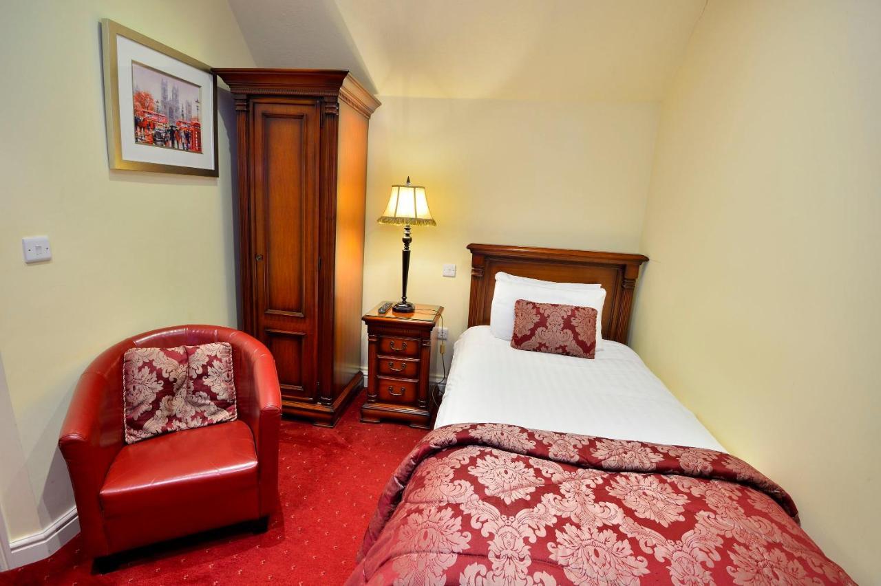 The Roundabout Hotel Pulborough Luaran gambar